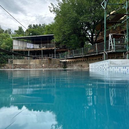 Amiran'S Lake Tbilisi Eksteriør bilde